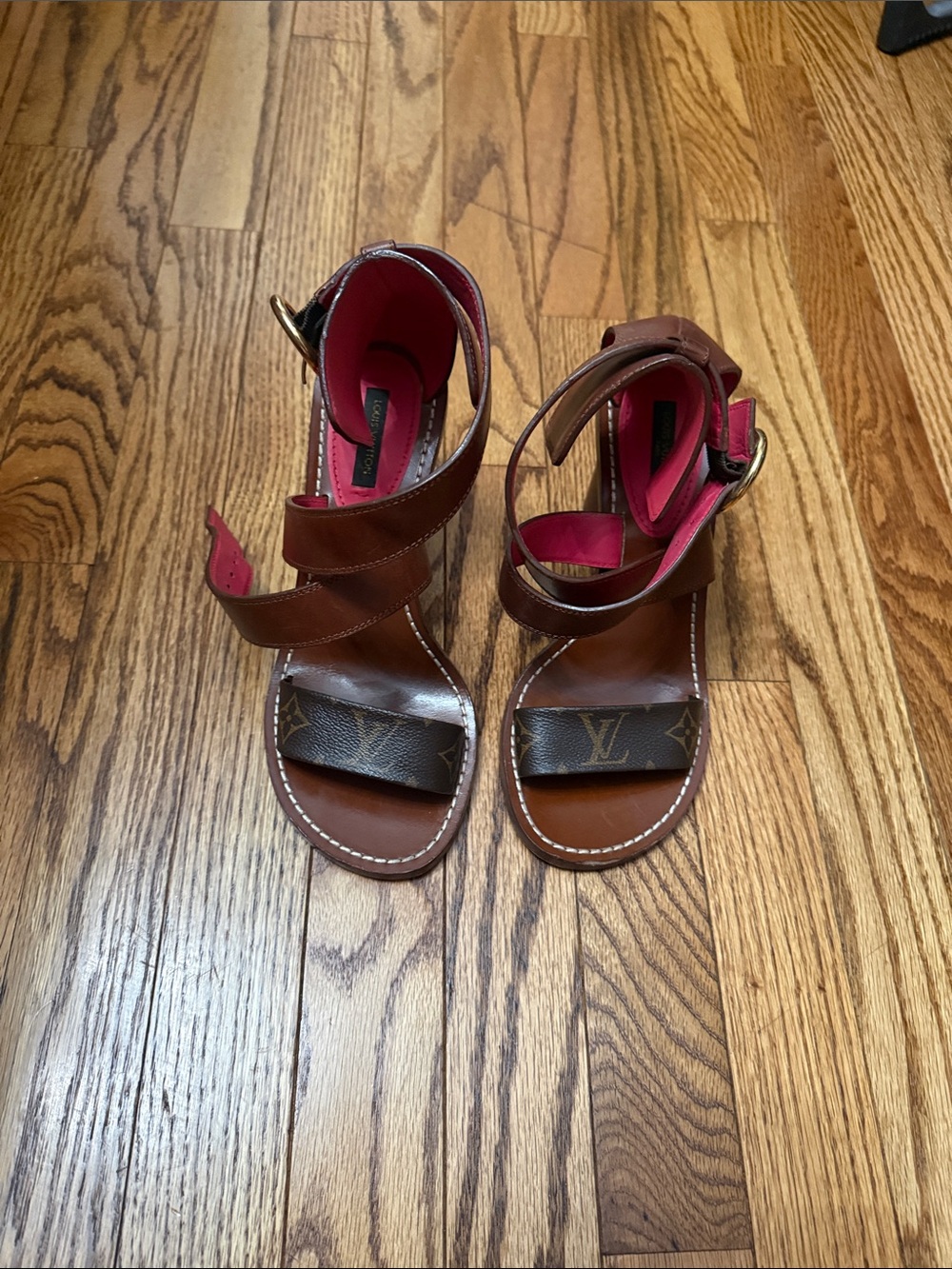 Louis Vuitton Brown Monogram Leather Heeled Sandals with Pink Lining - Picture 2 of 5